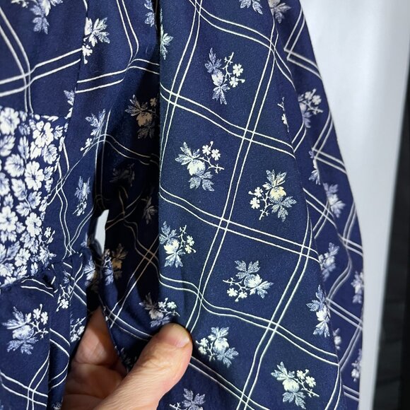 Vintage 1970s Nancy B Blue Floral Minidress Long Sleeves *Flaw - Picture 8 of 16